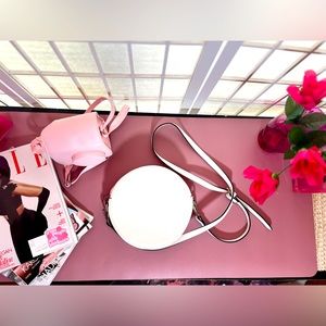 Steve Madden | White Round Crossbody Bag